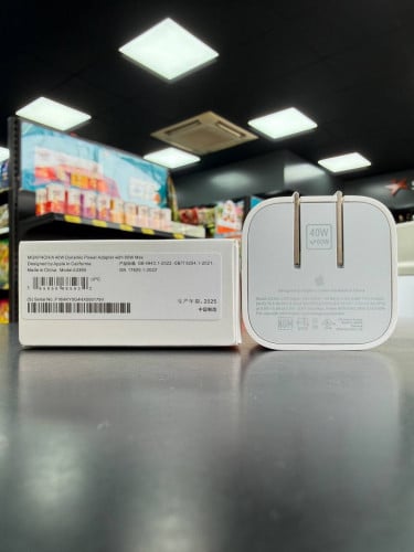 ដុំសាក iPhone 17 pm 40w