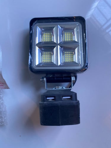 អំពូលLEDភ្ជាប់ជាមួយថ្មម៉ូទ័រ