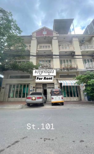ផ្ទះសម្រាប់ជួល #ក្បែរផ្សារបឹងត្របែកPlaza