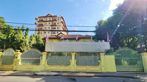 សាលាសំរាប់ជួលទួលគោក /  School for rent Toul Kork