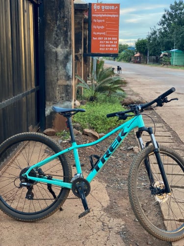 Trek Marlin 7 រង្វង់ 27.5