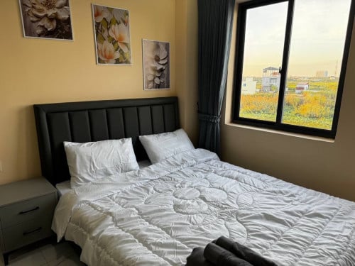 🏢 Ferry View Condo – Studio Unit (Mekong View)