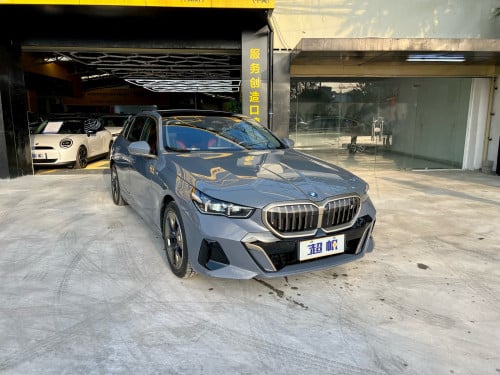 🚘 BMW I5 e-Drive35L M-Sport EV 2024 Full option