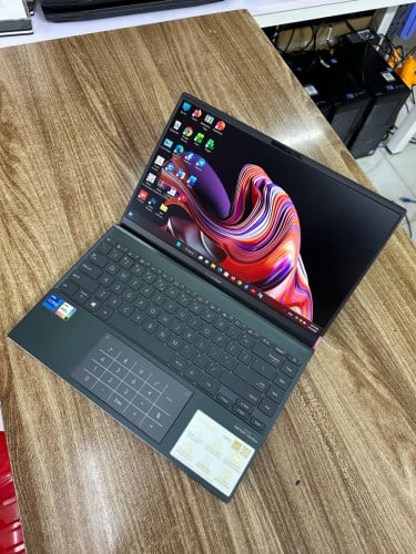 Asus Zenbook 14 UX425EA