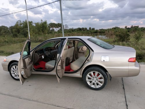 Camry 98 មាស
