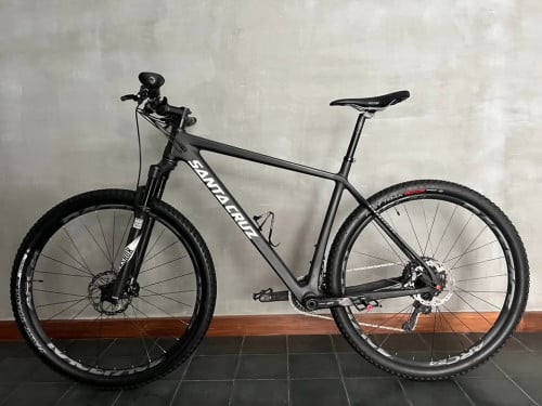 Carbon Santa Cruz MTB & Kyklos Carbon Road bike for sale