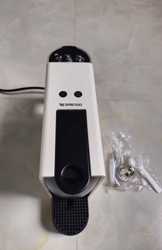 Coffee Machine - Nespresso Essenza Mini