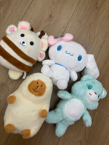 Cute small sized plushies