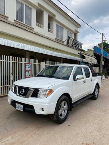 Nissan frontier 05 ឡានស្អាត