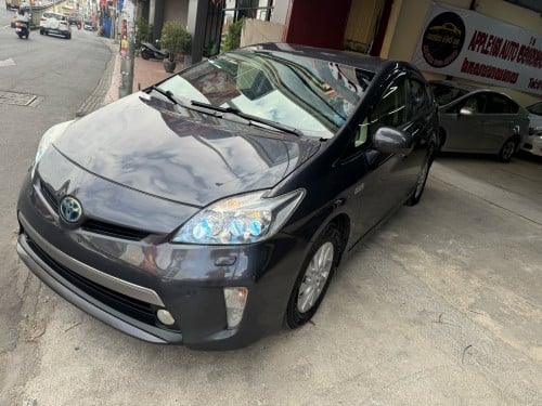 Prius 2012 option5 Advanced plug in