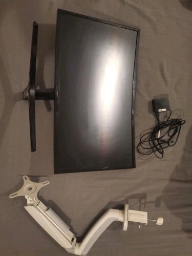 Samsung PC Monitor with FREE Adjustable Arm