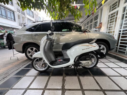 Scoopy022NCXសាណុំហ្សីនអាវស្គុត មានលក់នៅហាង( សេង សុខឡា 9999)