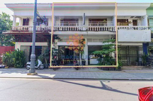 Shophouse for Rent in Siem Reap City, close to Hotel Somadevi Angkor Resort & Spa