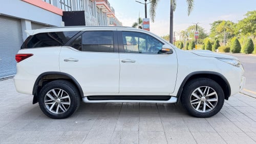 Toyota fortuner 2017