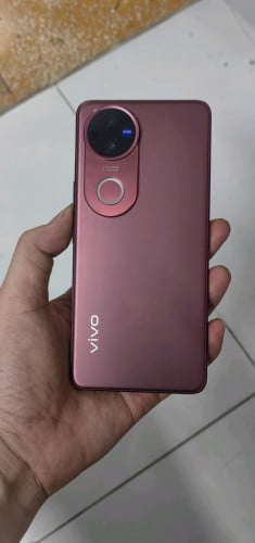 ViVo V50