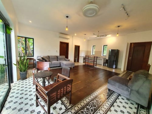 Western Style 2 Bedrooms Apartment for Rent-Slokram