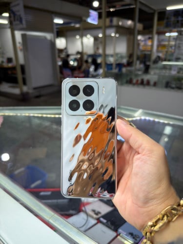 Xiaomi 15 Silver CH Sim2 Ram16GB HD512GB Phone Condition 98% , ម៉ាស៊ីនសានុំណែន
