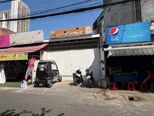 ផ្ទះសម្រាប់ជួល​ក្រោយសាលាបាក់ទូក សង្កាត់​វាលវង្ស