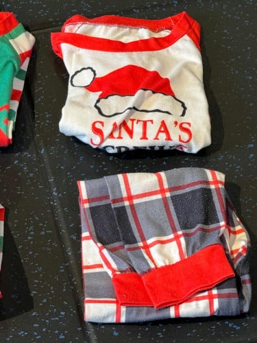 ខោអាវសម្រាប់កូនក្មេង