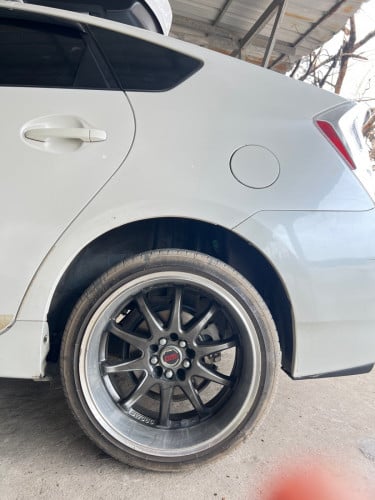 យ៉ាន់លក់ រង្វង់១៨ ដាក់ច្រើនឡាន