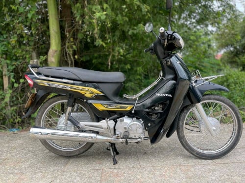 ម៉ាស៊ីន សំណុំ