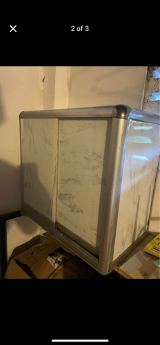 ទូកញ្ជក់លក់