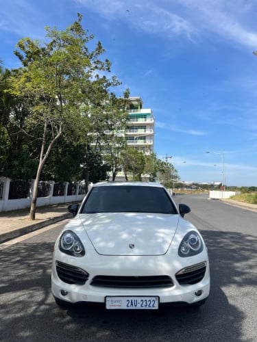 ឡានស្អាតបងបង