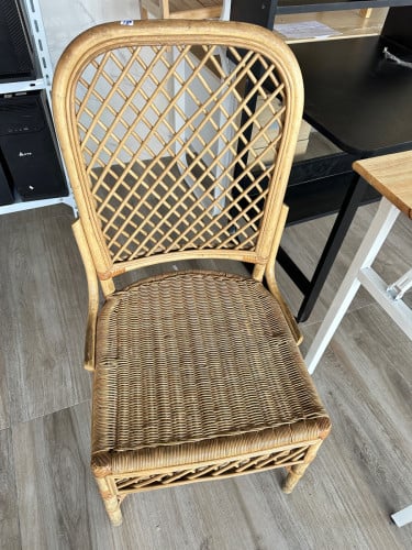 កៅអីភ្ដៅ