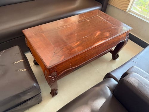 តុឈេីធ្នុង