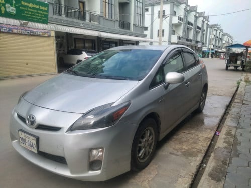 រថយន្តសម្រាប់ជួលជាថ្ងៃនិង សប្តាហ៍ ខែ