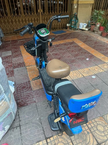 កង់ អាគុយមួយទឹក 140$ អាគុយនៅកាន់ថ្ម ជិះបាន ឆ្ងាយ