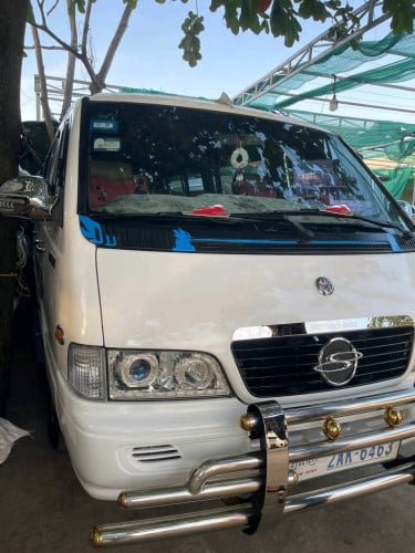 ឡានស្អាតៗឆ្នាំ 2000