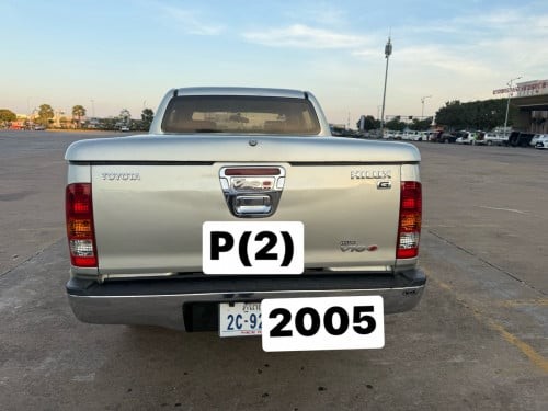 ឡានលក់ឆ្នាំ2005ឆ្វេងសុីនម្ចាស់ដេីមតែម្ដង