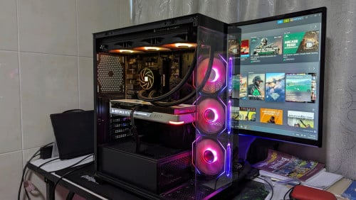 ចង់លក់ កុំព្យូទ័រ 4070 Desktop ស្ពិចធំ សំរាប់ កាត់ត Design Gaming
