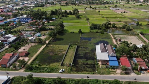 ផ្លូវជាតិលេខ៣ ប្រហែល500m