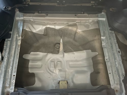 ឡានលក់ ឡានស្អាត់ធានាអត់បុកអត់ប៉ះ លក់ប្រញាប់លុយ 5100$ចចារ