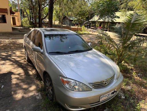 ឡានលក់Camry.  02.  XLE.  FULLឡានស្អាត
