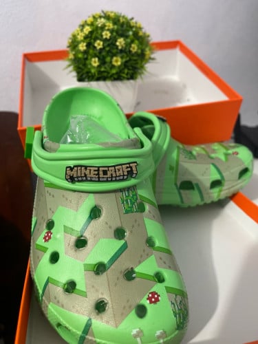 ស្បែកជើងCross sizes 36-40 free delivery