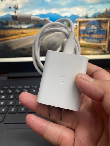 ចង់លក់ Google Pixel Charger 30Watt នៅថ្មី 12$