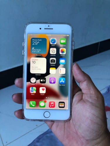 លក់ iPhone 7 Plus សាណុំសុីន ស្កេន នៅស្អាតល្មមប្រេី បិតស្ក្រីនហេីយ មានខេស