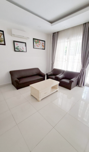 វីឡាកូនកាត់ LB សម្រាប់ជួល | Link Villa LB for Rent