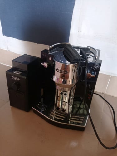 មួយset ចេញរកស៊ី ប្រេនល្បី