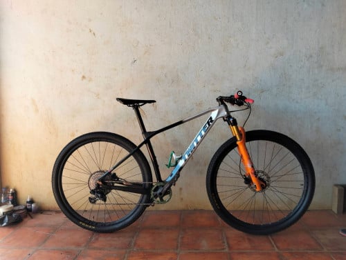 កង់មួយទឹក twitter តួកាបោន