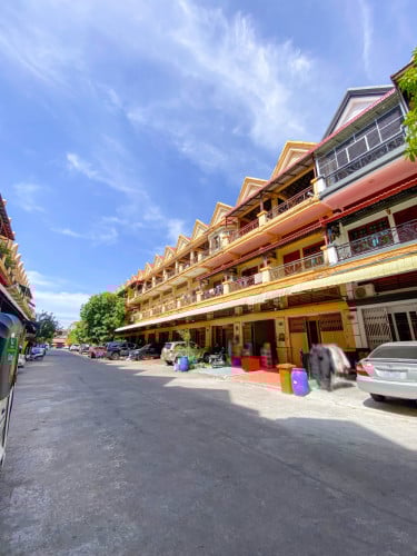 🏡ផ្ទះល្វែង សម្រាប់លក់!!