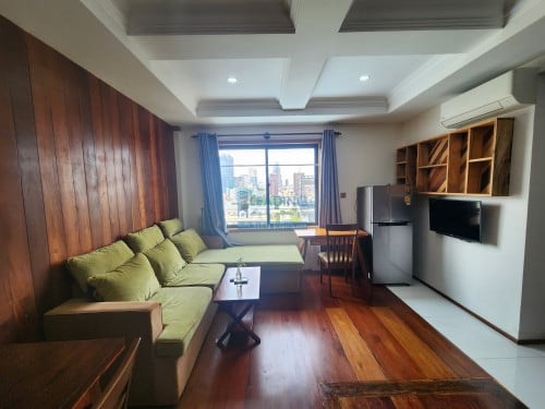 1 1 350 dp ccn  N805 | Nice Studio with Big Windows For Rent Near Royal Palace