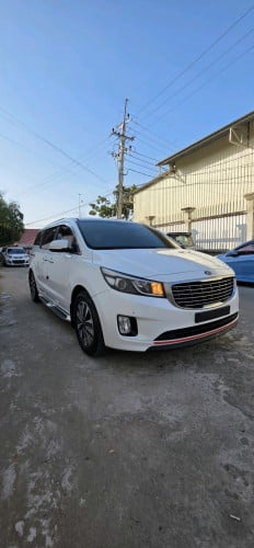 2015 អូត2 កៅអីចុច ទឹកថ្នាំនៅមួយជុំ