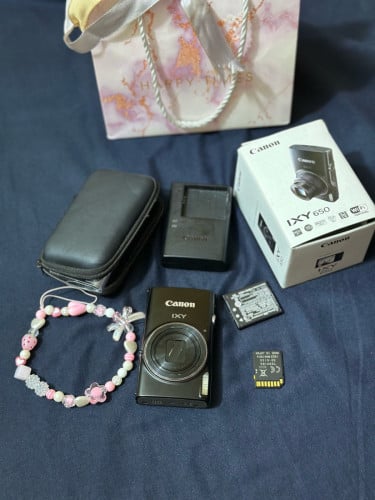 Canon ixy 650
