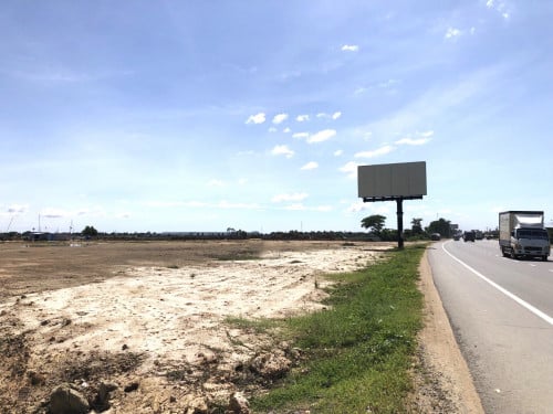 Commercial Land for Sale​ 5 Hectares $180/m2 - Along High Way Road No. 4