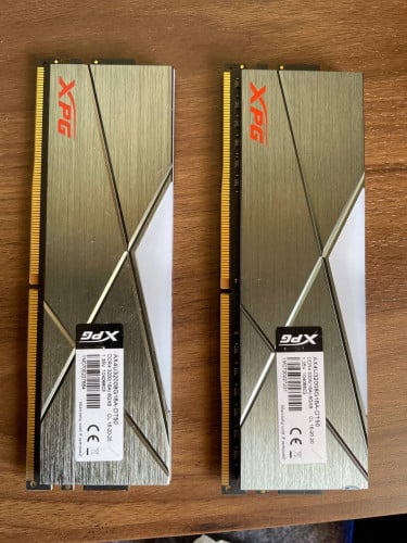 DDR4 8Gbx2 (3200mhz)