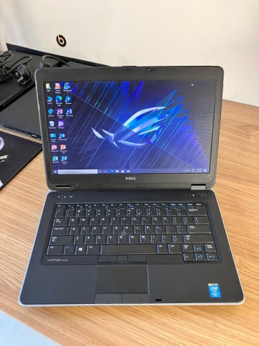 Dell Latitude E6440 / i7-4600M / RAM 8GB / SSD 128GB / Light 💡 keyboard/ battery 🔋 2hour